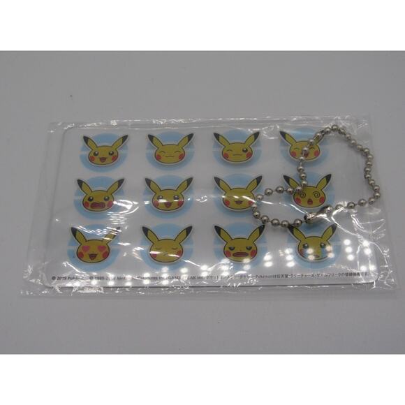 NEW Sealed Pikachu Faces Pokemon Acrylic Keychain Nintendo 2019 Authentic - Picture 1 of 12